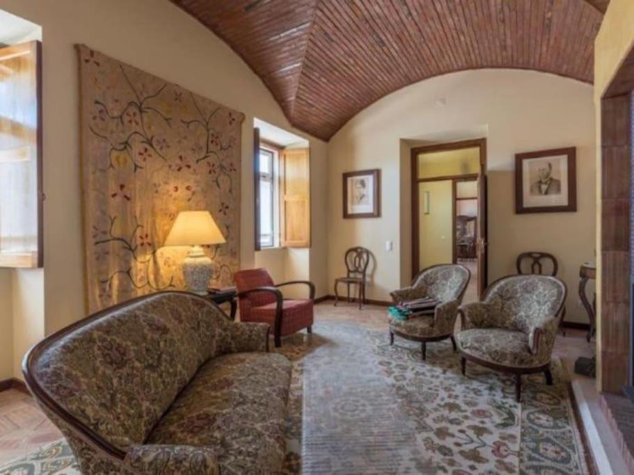 Villa Senhorial - Palace XIX & Privacy & Beach & Albufeira Old Town ภายนอก รูปภาพ